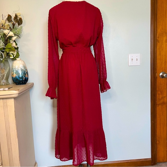 NWT, BTFBM V-Neck Maxi Dress with a Sheer Swiss Dot Overlay and Tie, Size Medium - Picture 4 of 15